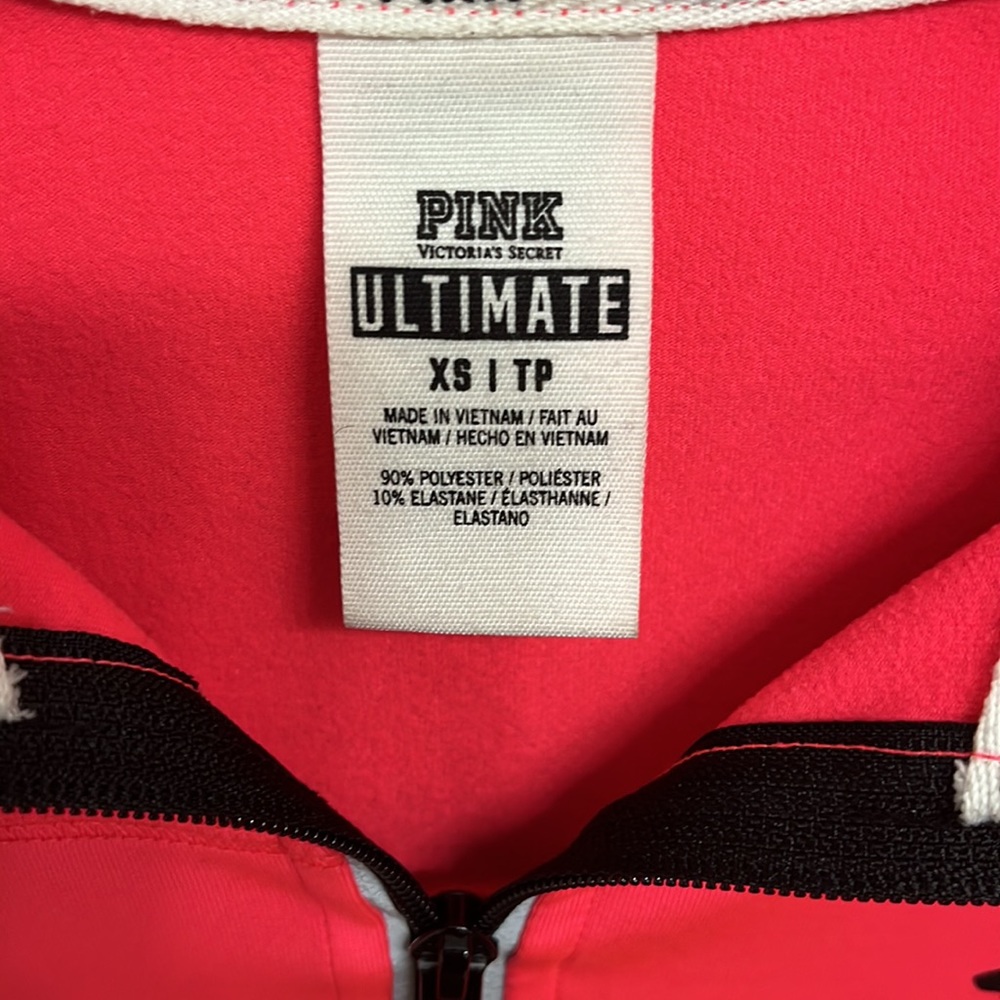 Half zip pullover - Picture 2 of 3